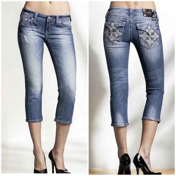 Miss Me Womens Cross Embellished Capri Jeans Medium Wash Stretch Denim Size 30 - Picture 2 of 12